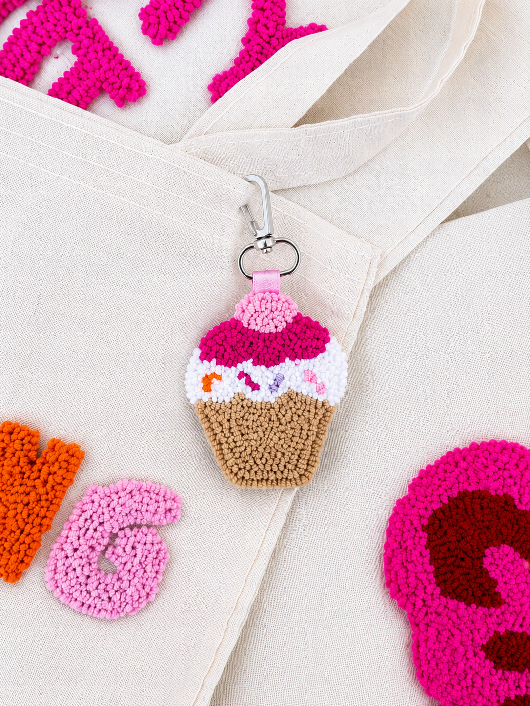 Cupcake keychain