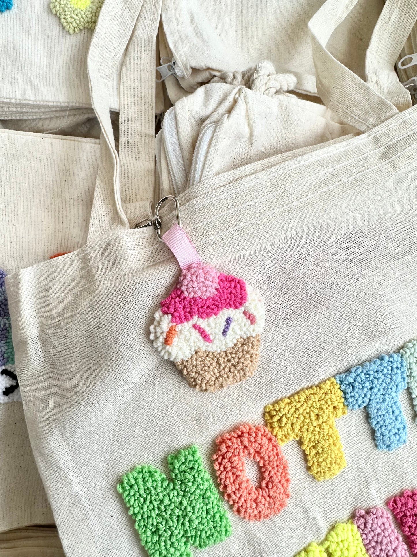 Cupcake keychain
