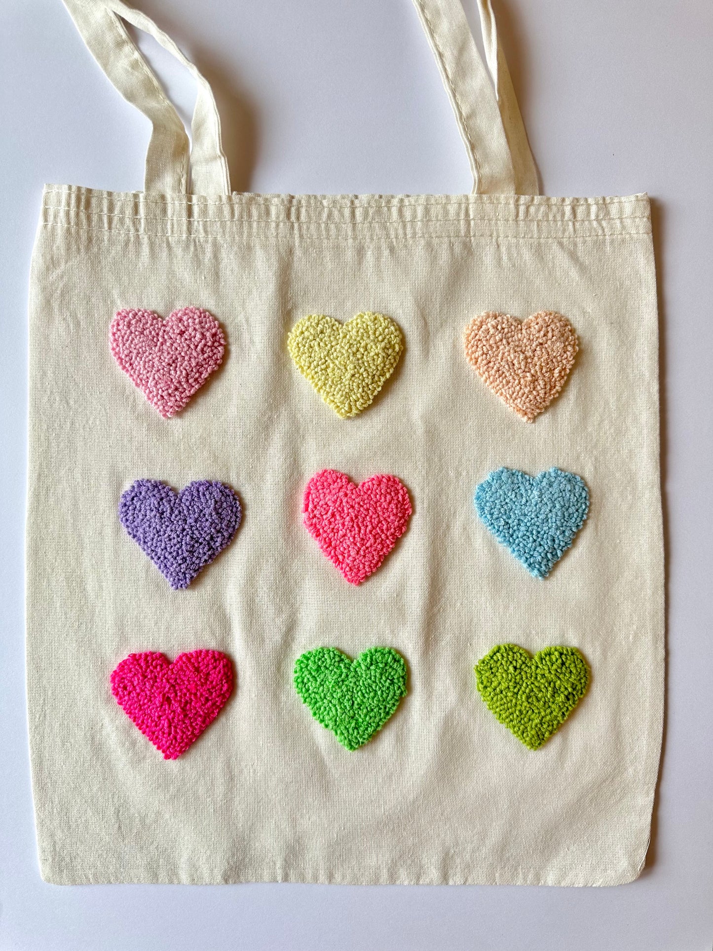 Colourful hearts tote bag