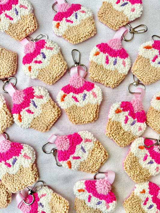Cupcake keychain